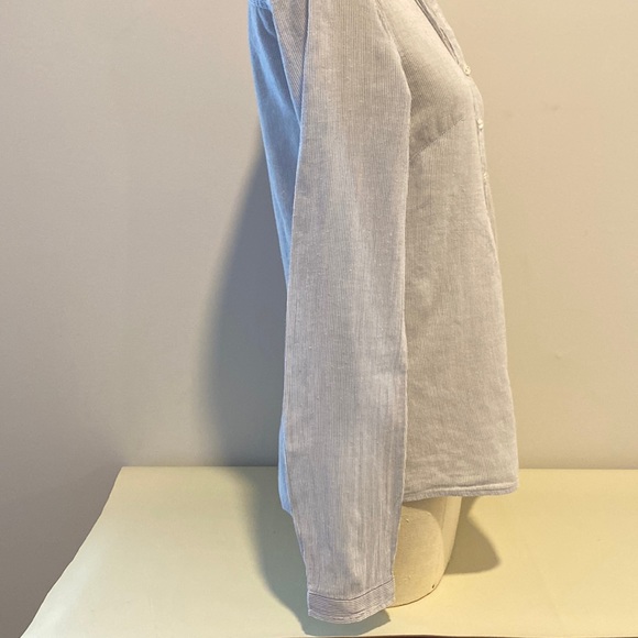 Tommy Hilfiger blue & white striped tunic blouse. Button closure /long sleeve. S - Picture 3 of 12